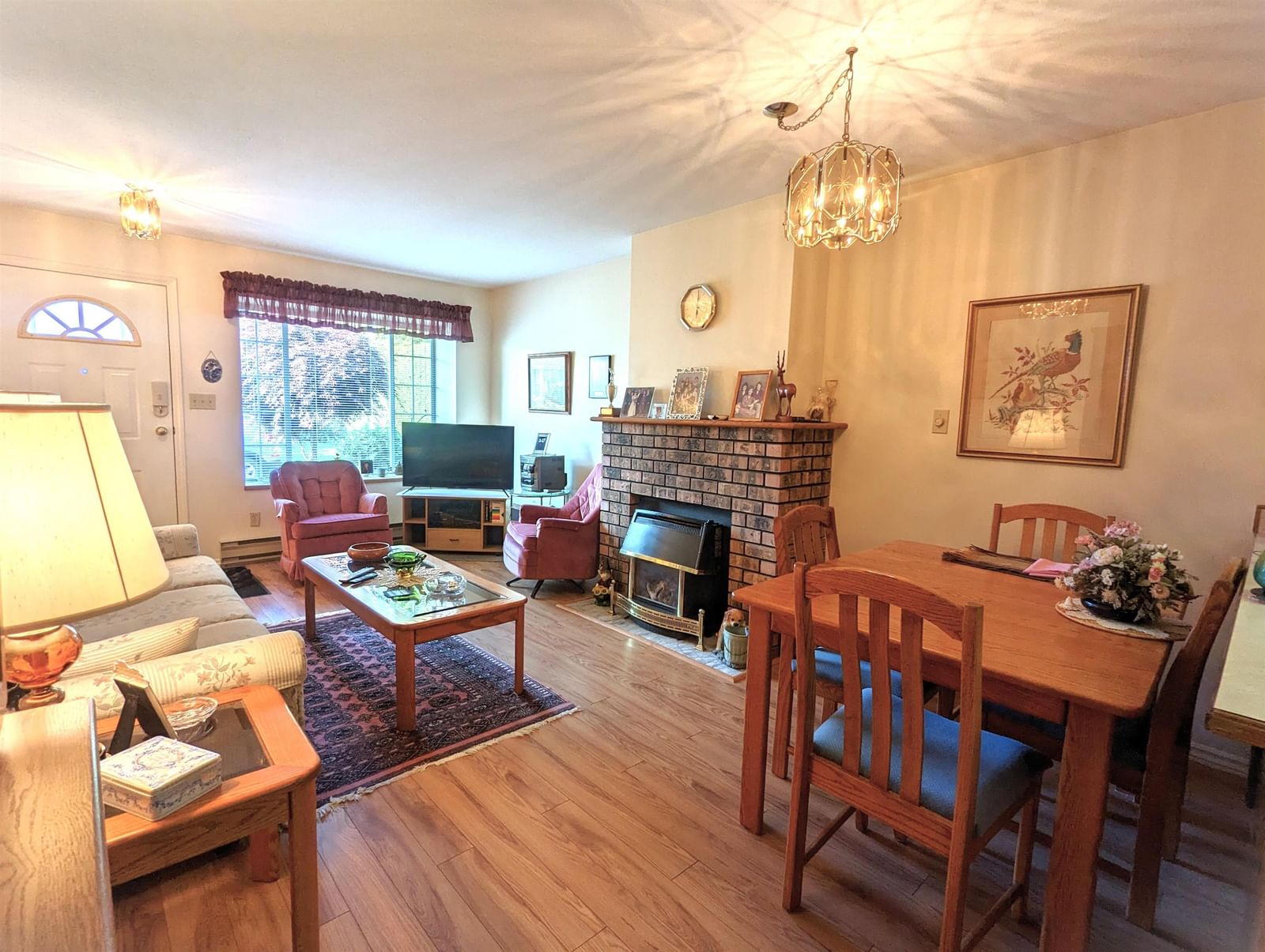 Listing Image 14