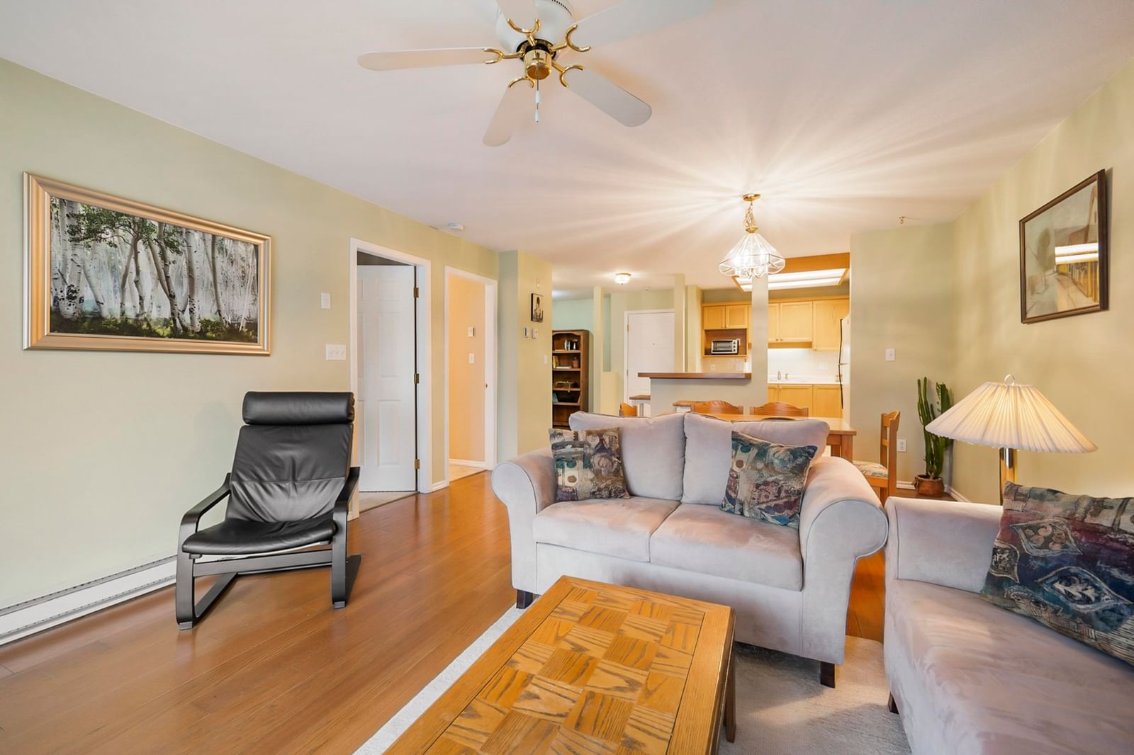 Listing Image 16