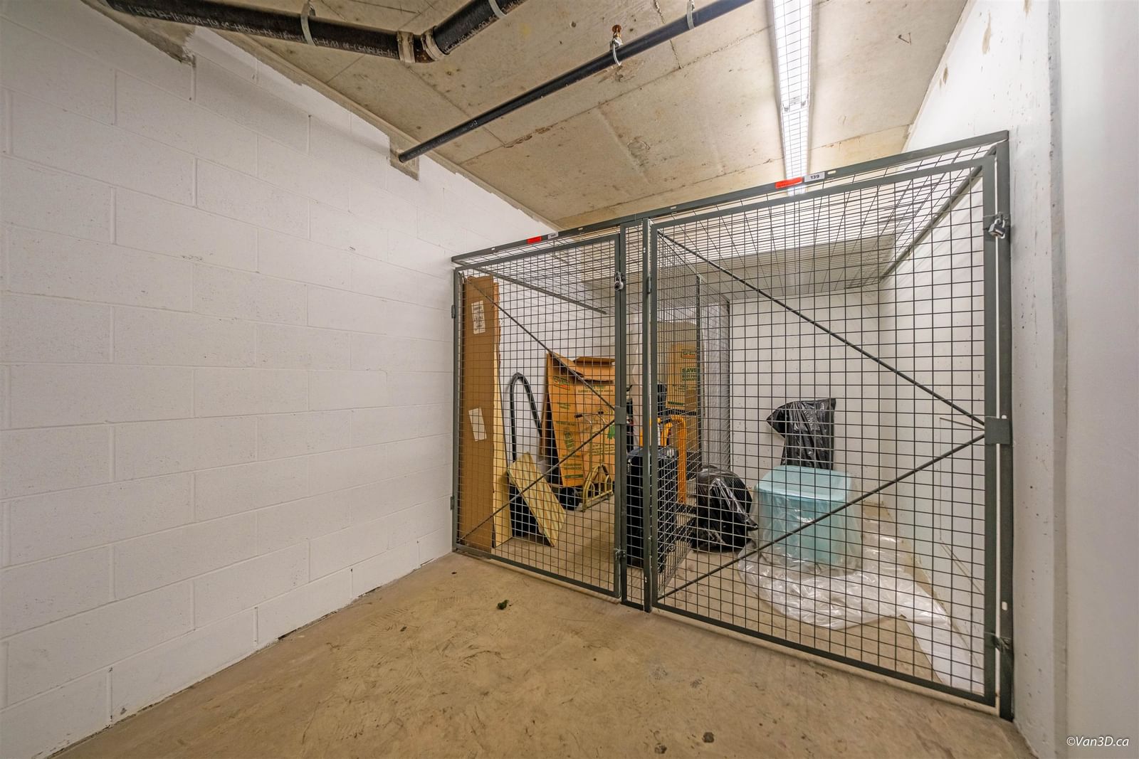 Listing Image 9