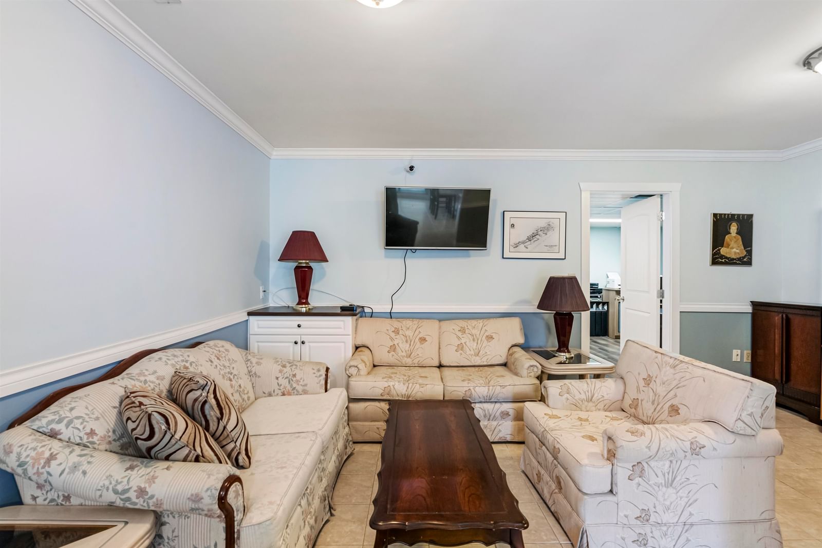 Listing Image 21