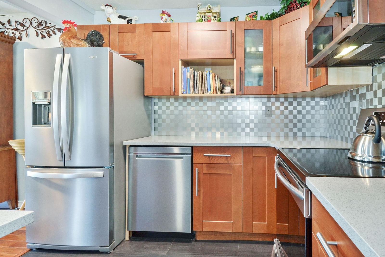 Listing Image 9