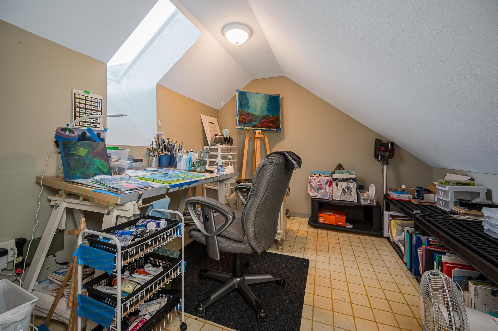 Listing Image 22
