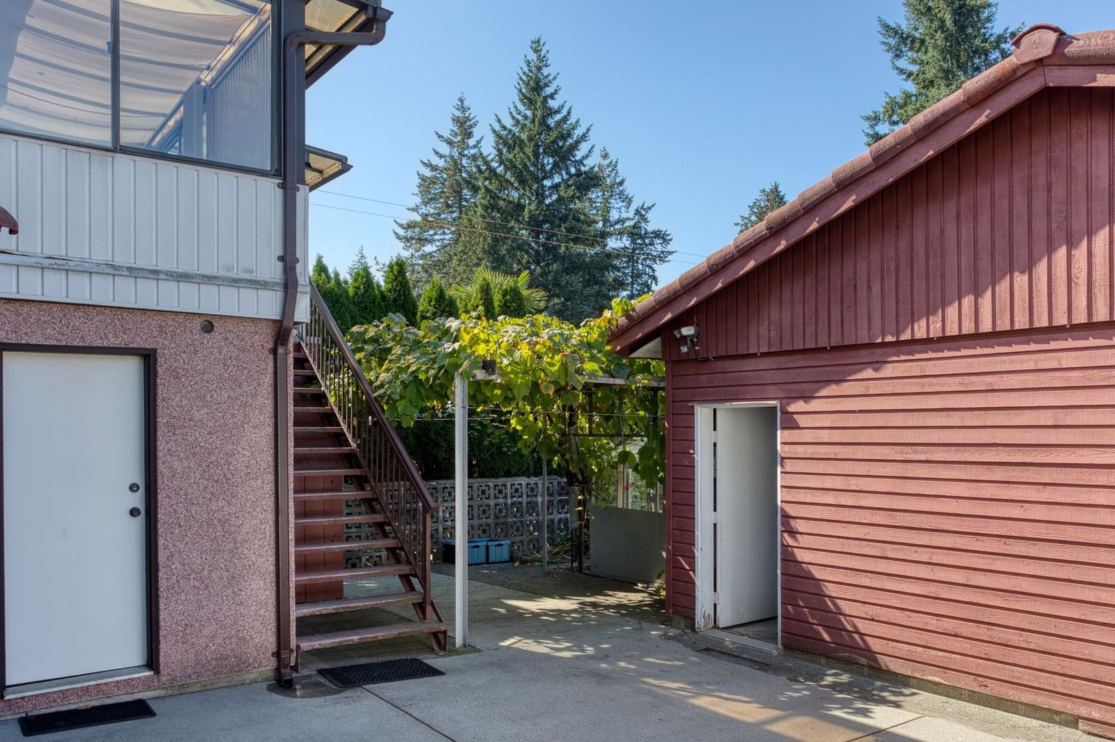 Listing Image 33