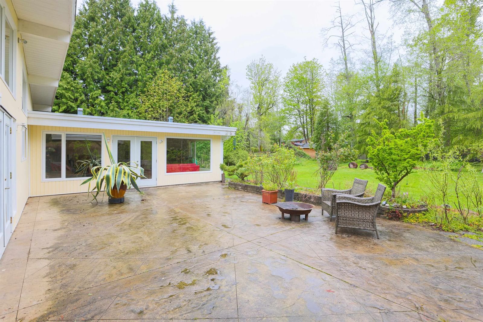 Listing Image 24