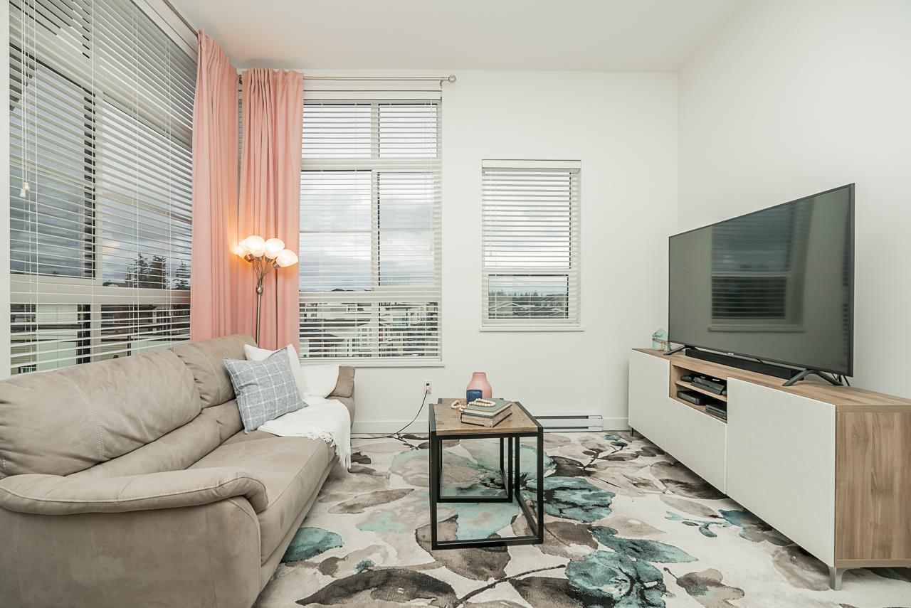Listing Image 10