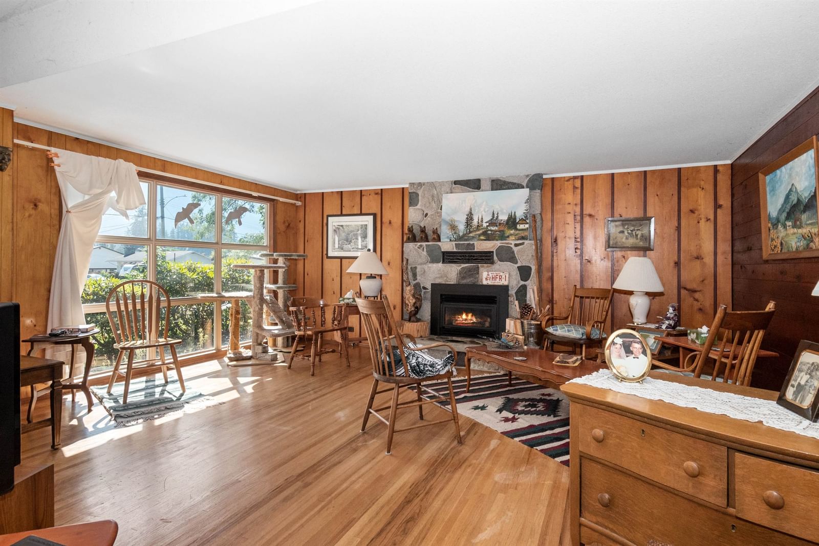 Listing Image 17