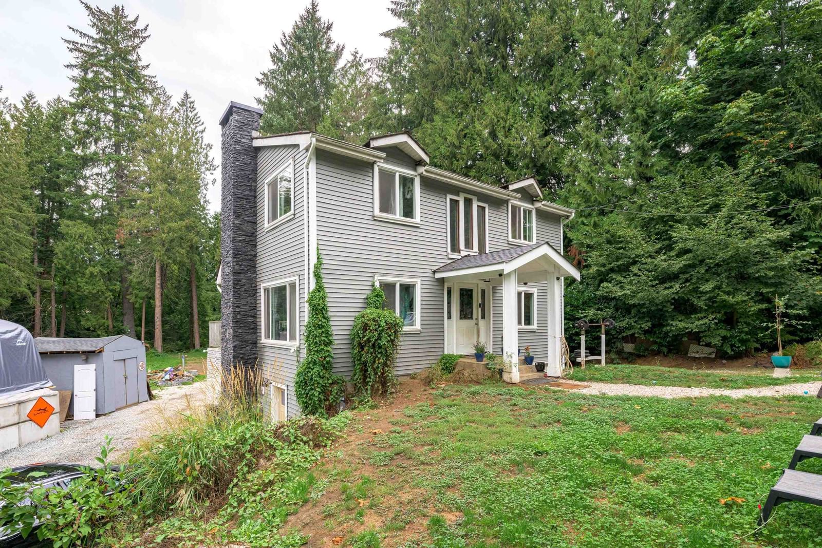 Listing Image 4