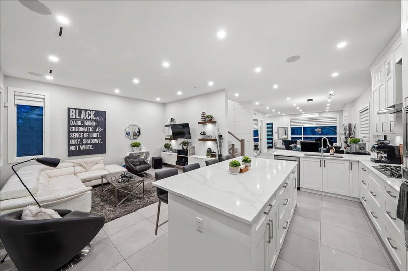 1041 Stewart Avenue, Coquitlam, V3K 2N8 | Image 3