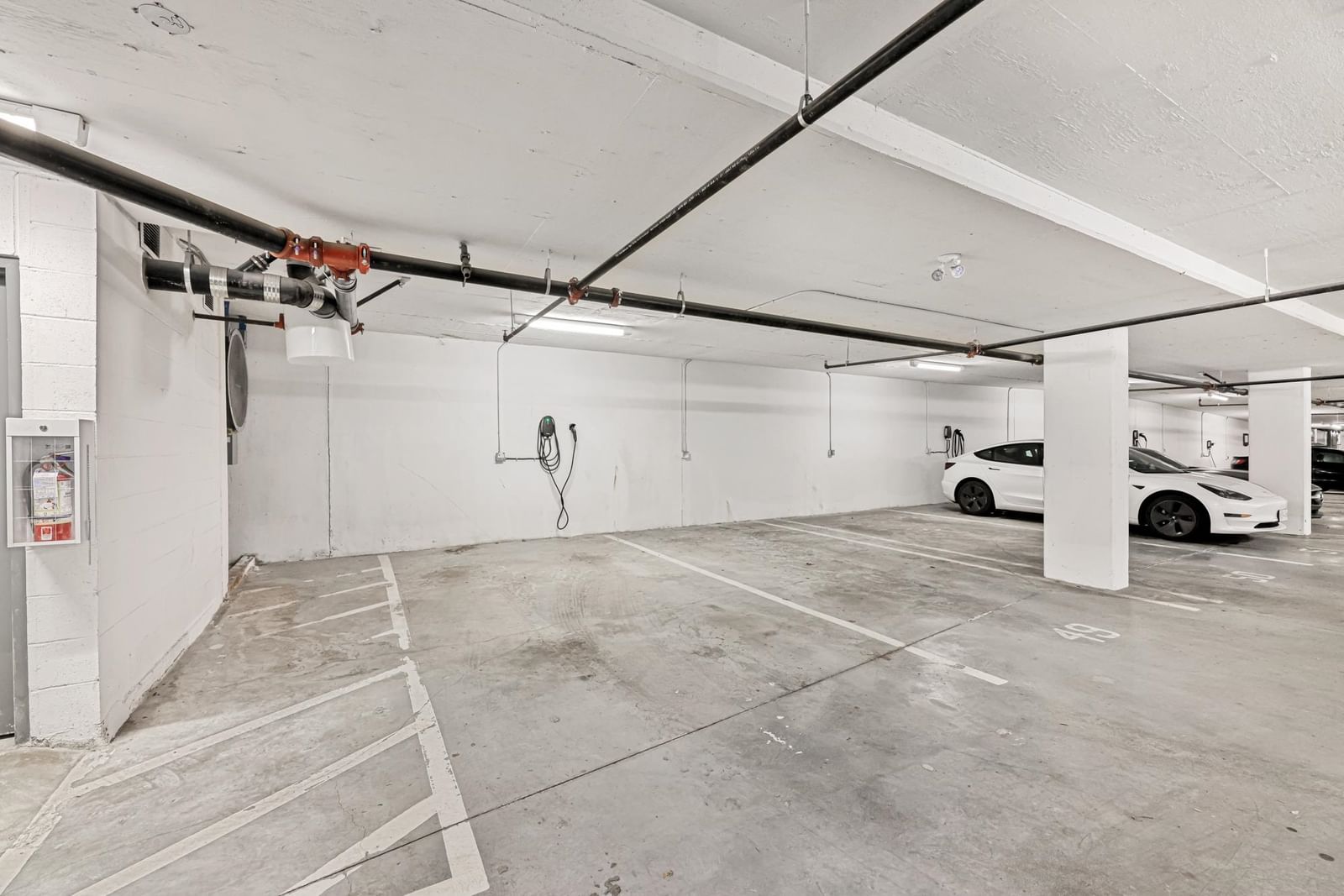 Listing Image 24