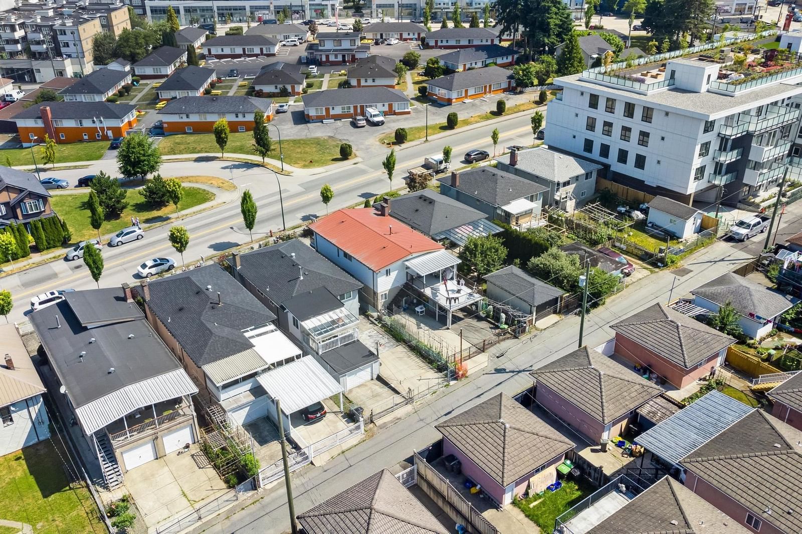 Listing Image 6