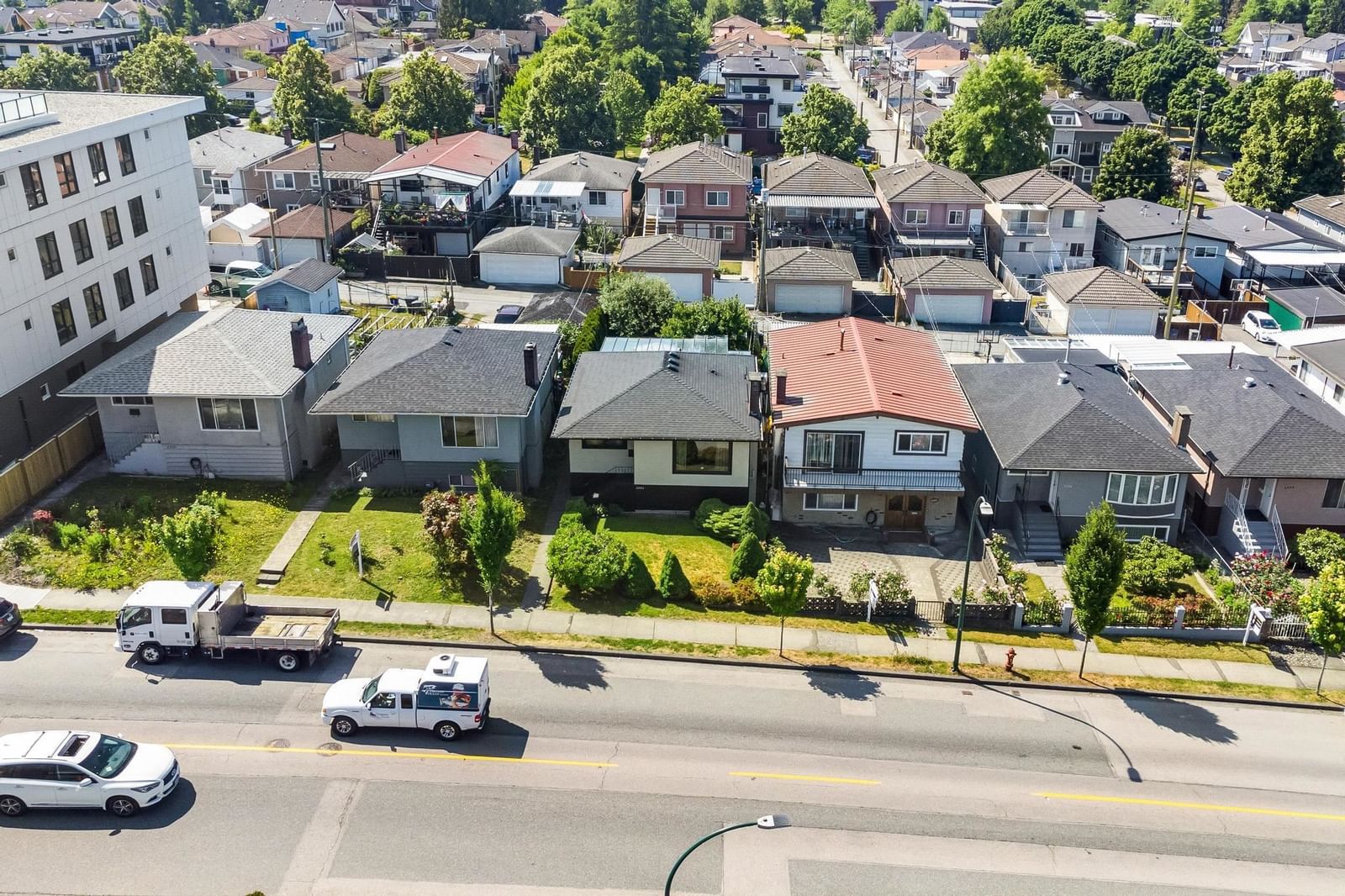 Listing Image 9