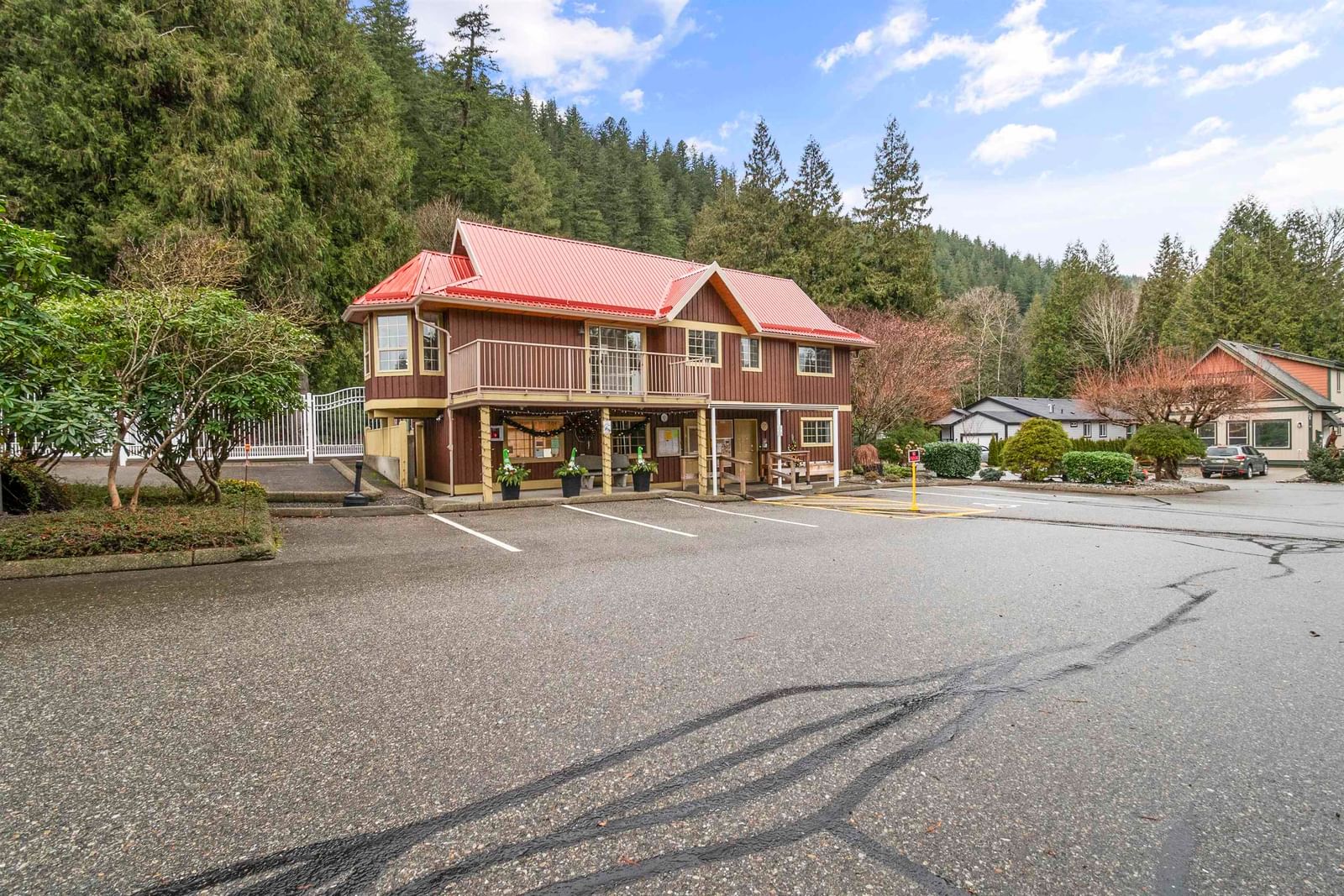 Listing Image 8
