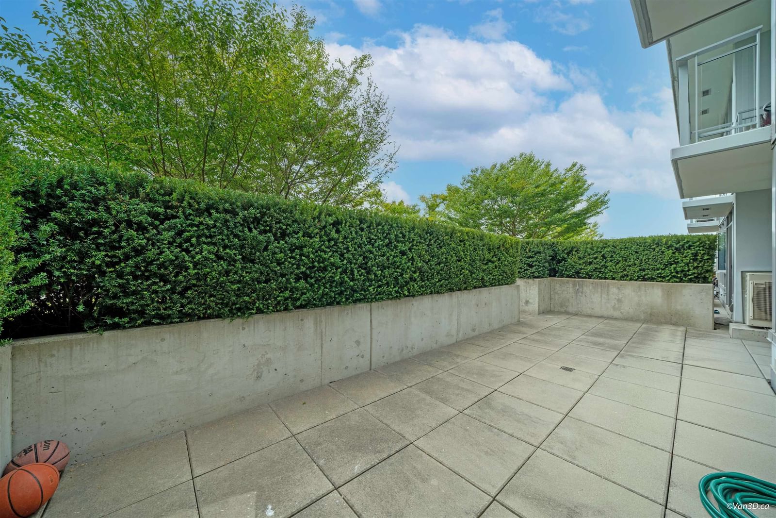 Listing Image 27