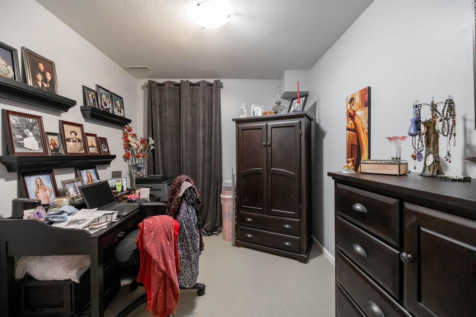 Listing Image 33
