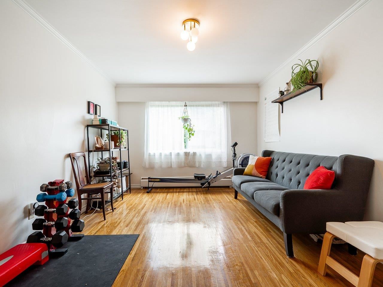 Listing Image 18