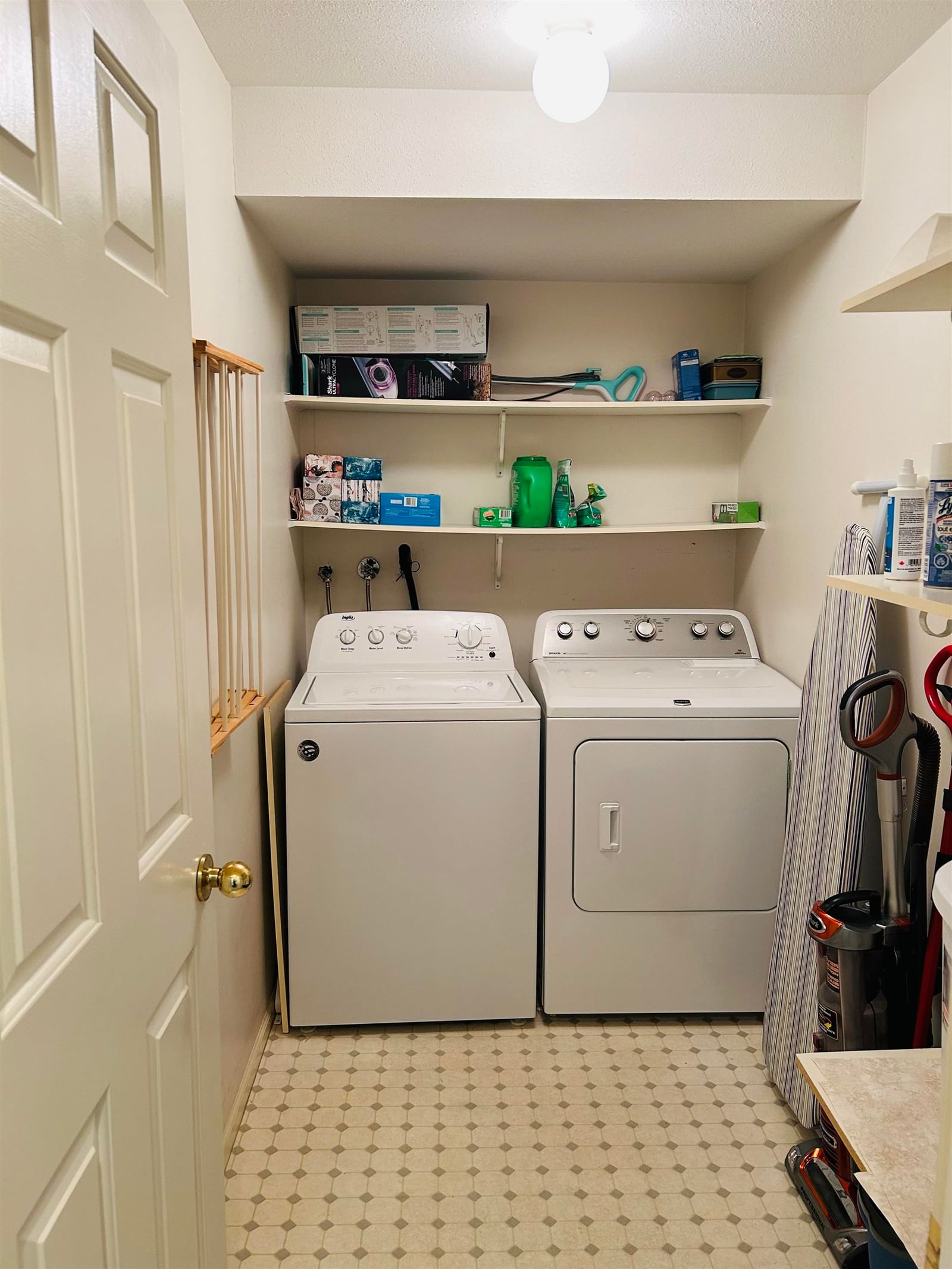 Listing Image 18