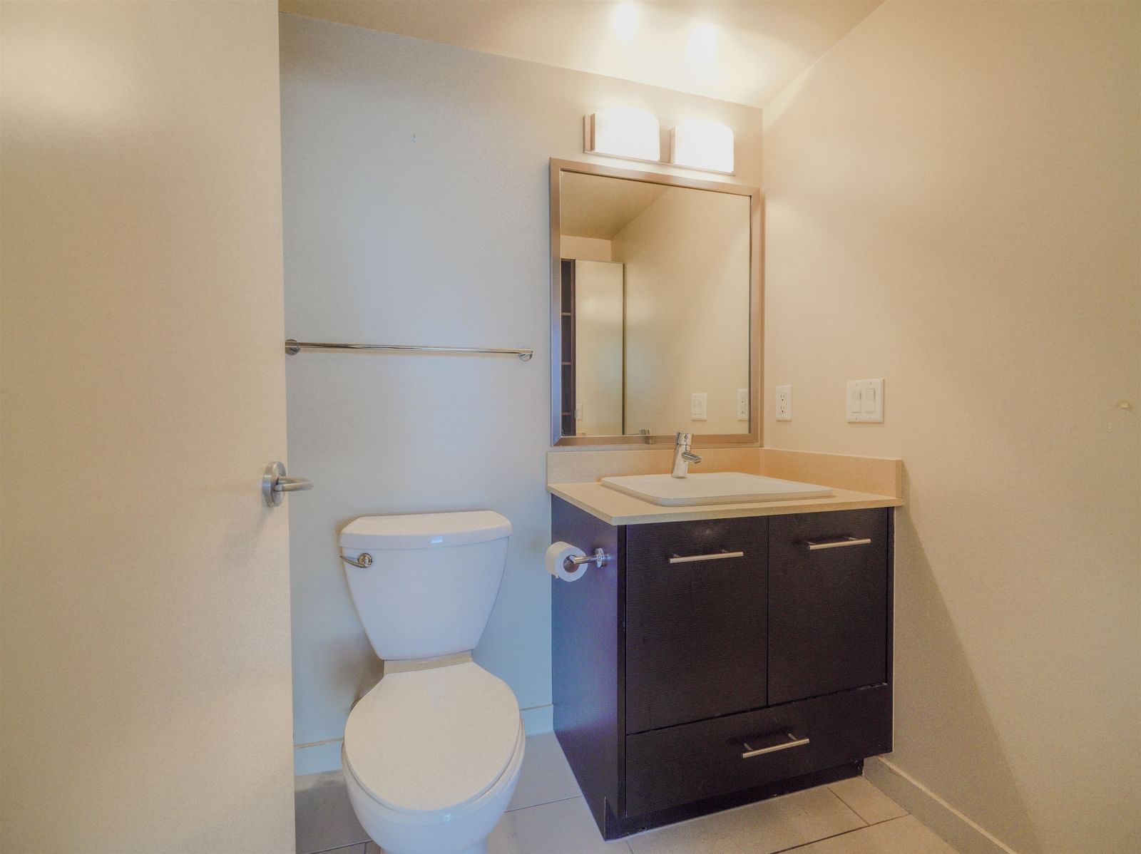 Listing Image 26