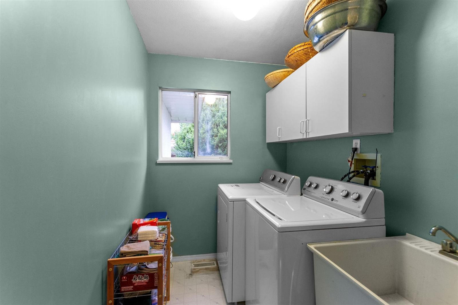 Listing Image 33