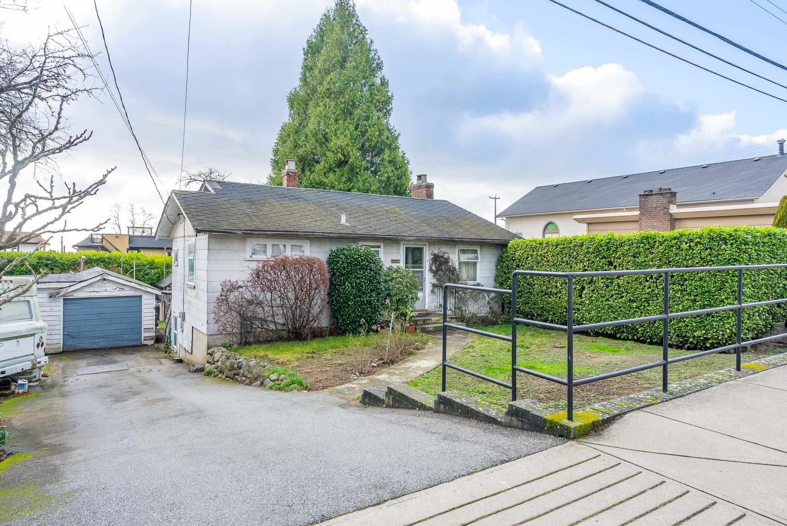 Listing Image 20