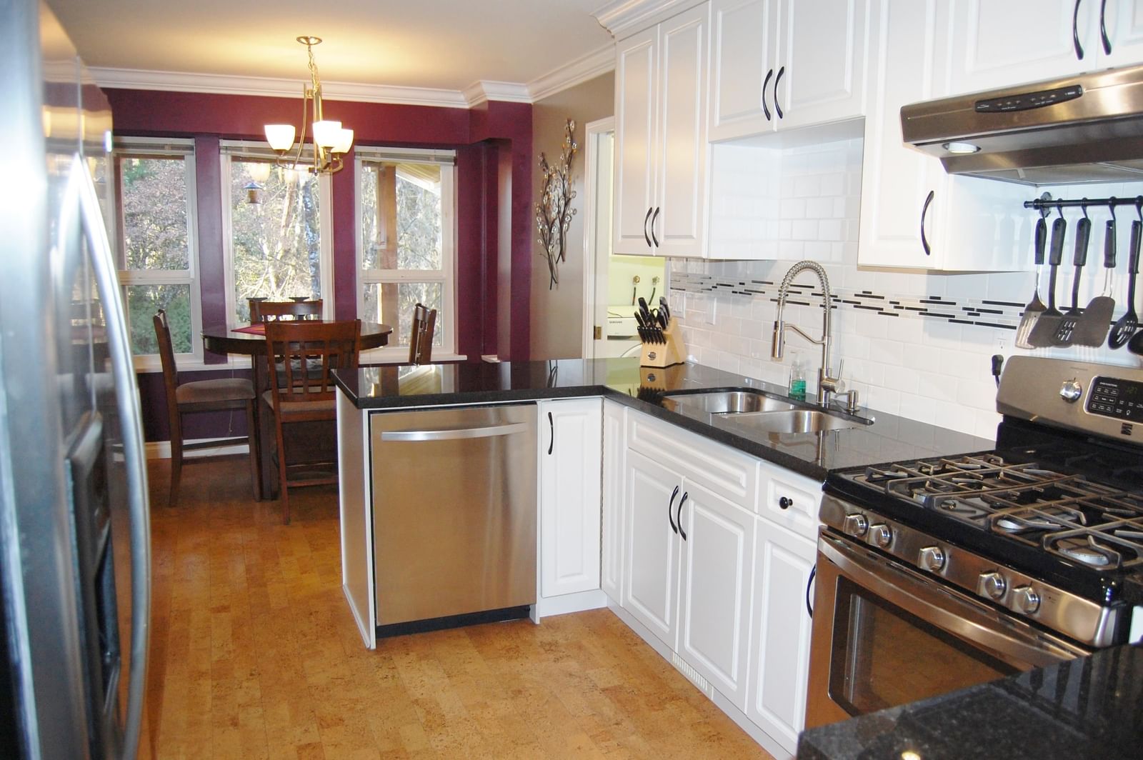 Listing Image 15