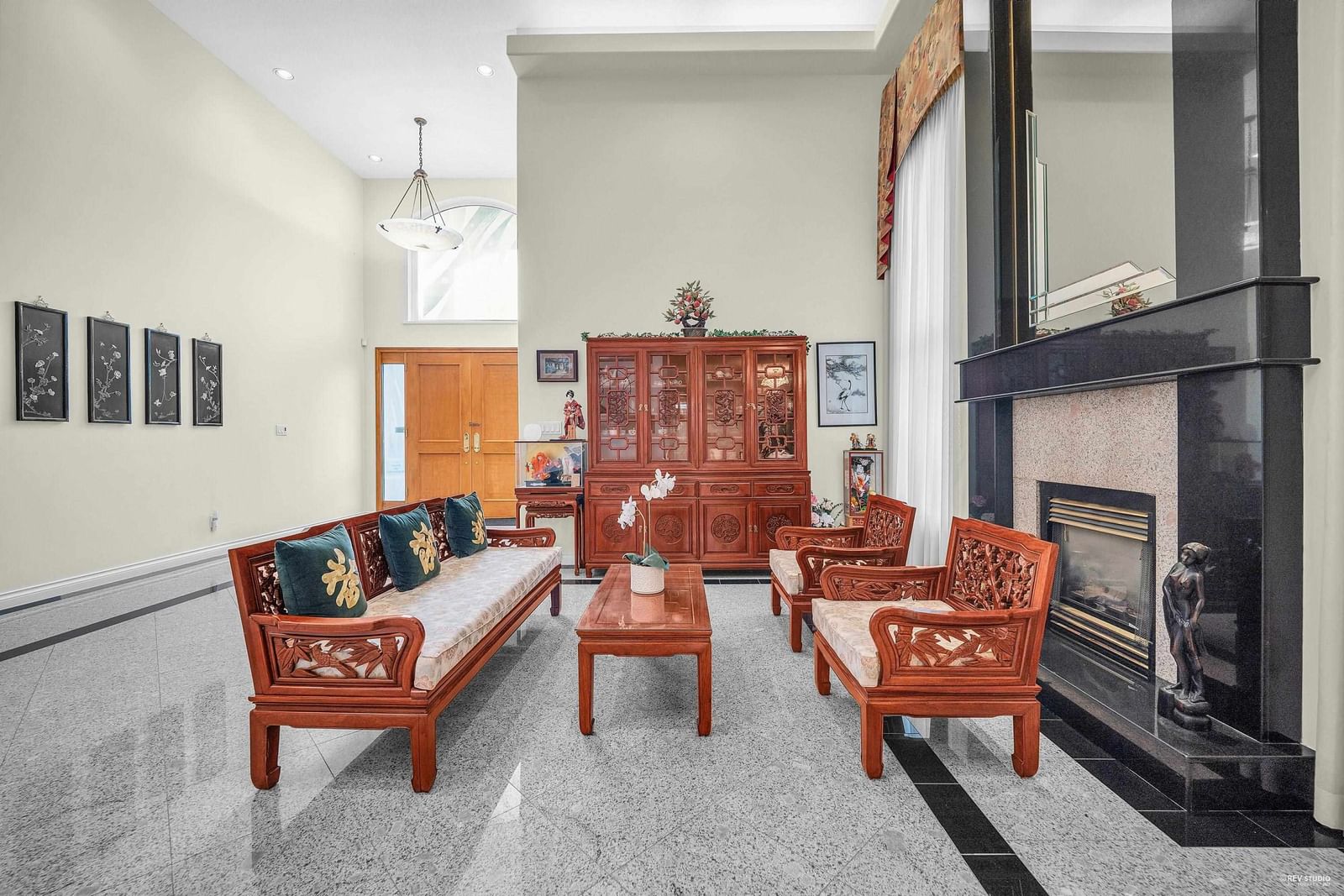 Listing Image 10