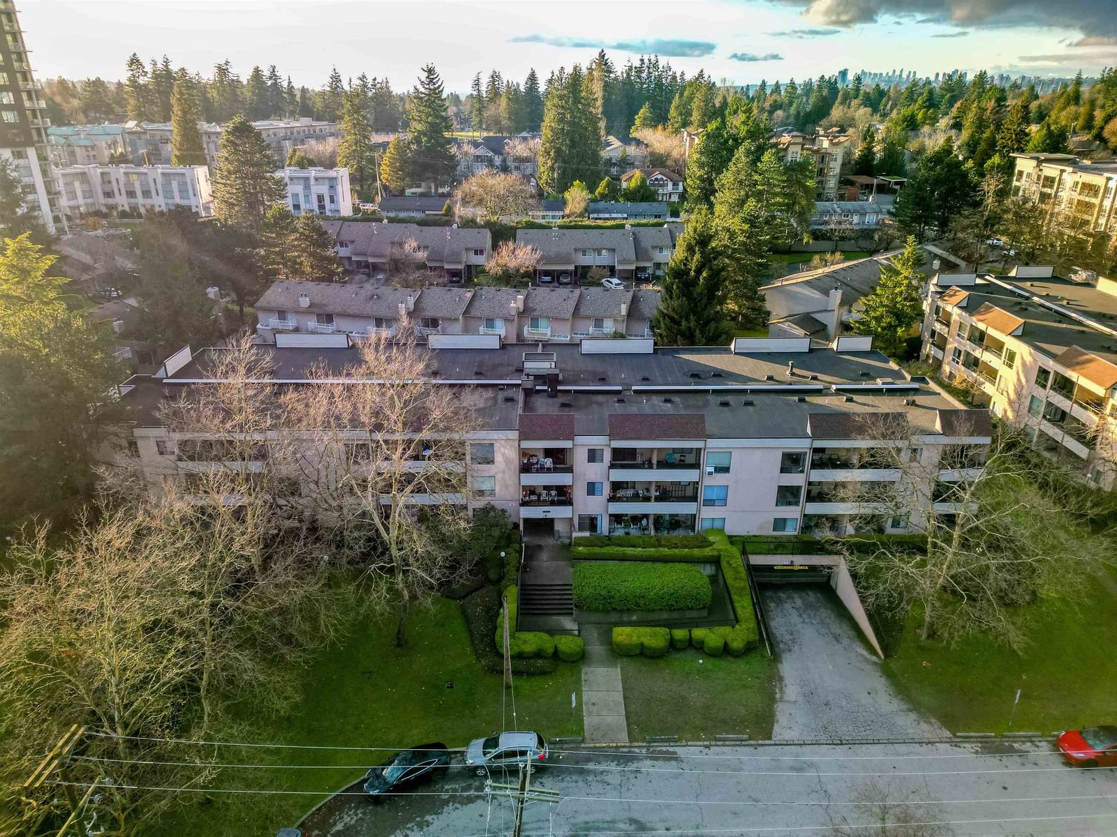 Listing Image 31