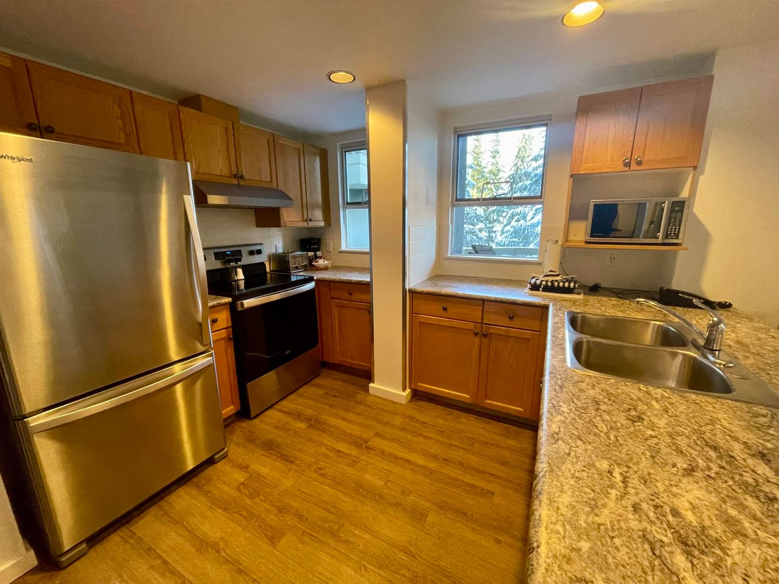 Listing Image 2