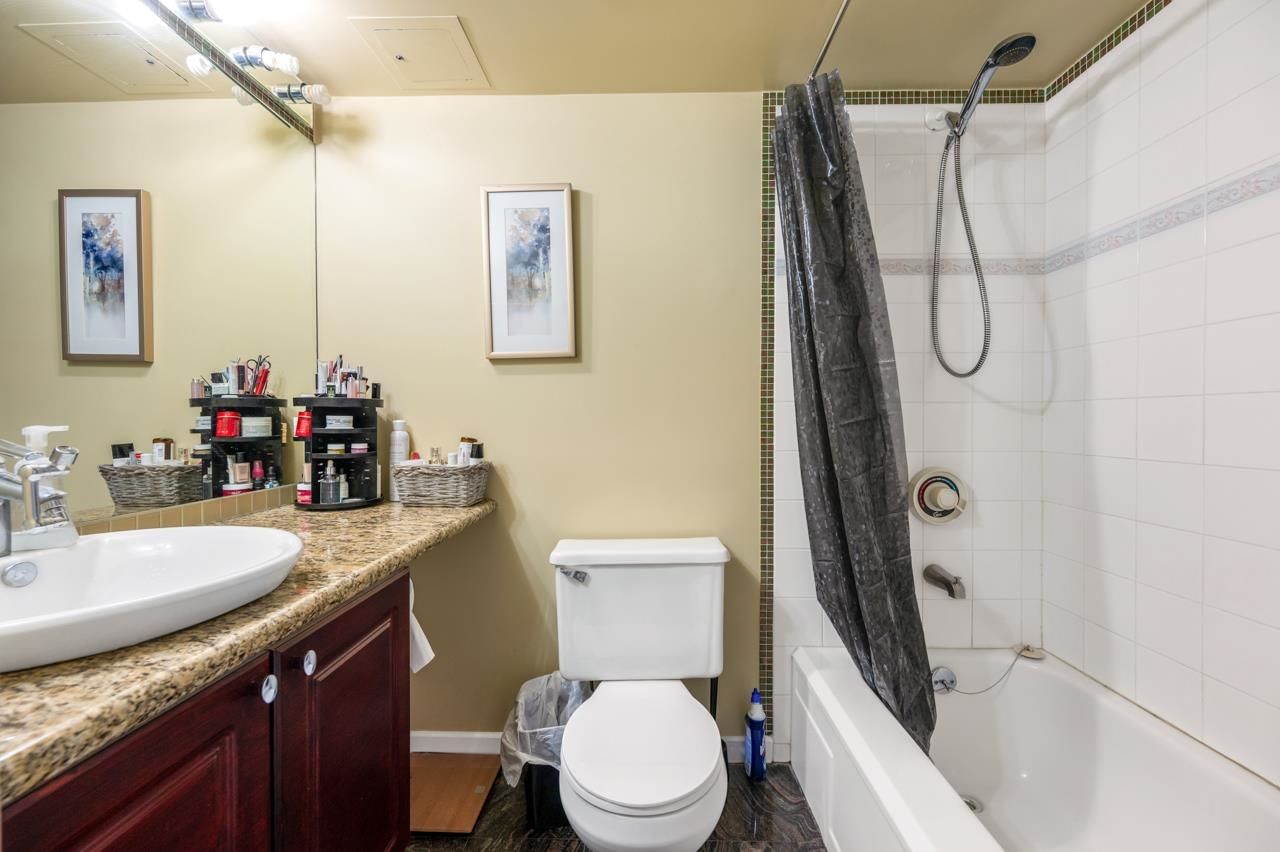 Listing Image 17