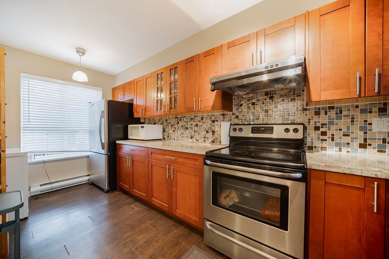 Listing Image 11