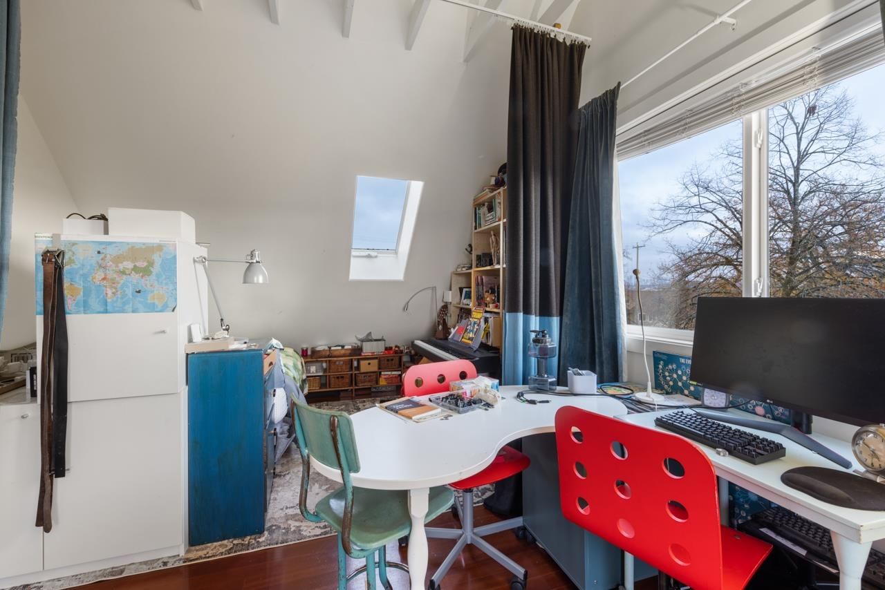 Listing Image 21