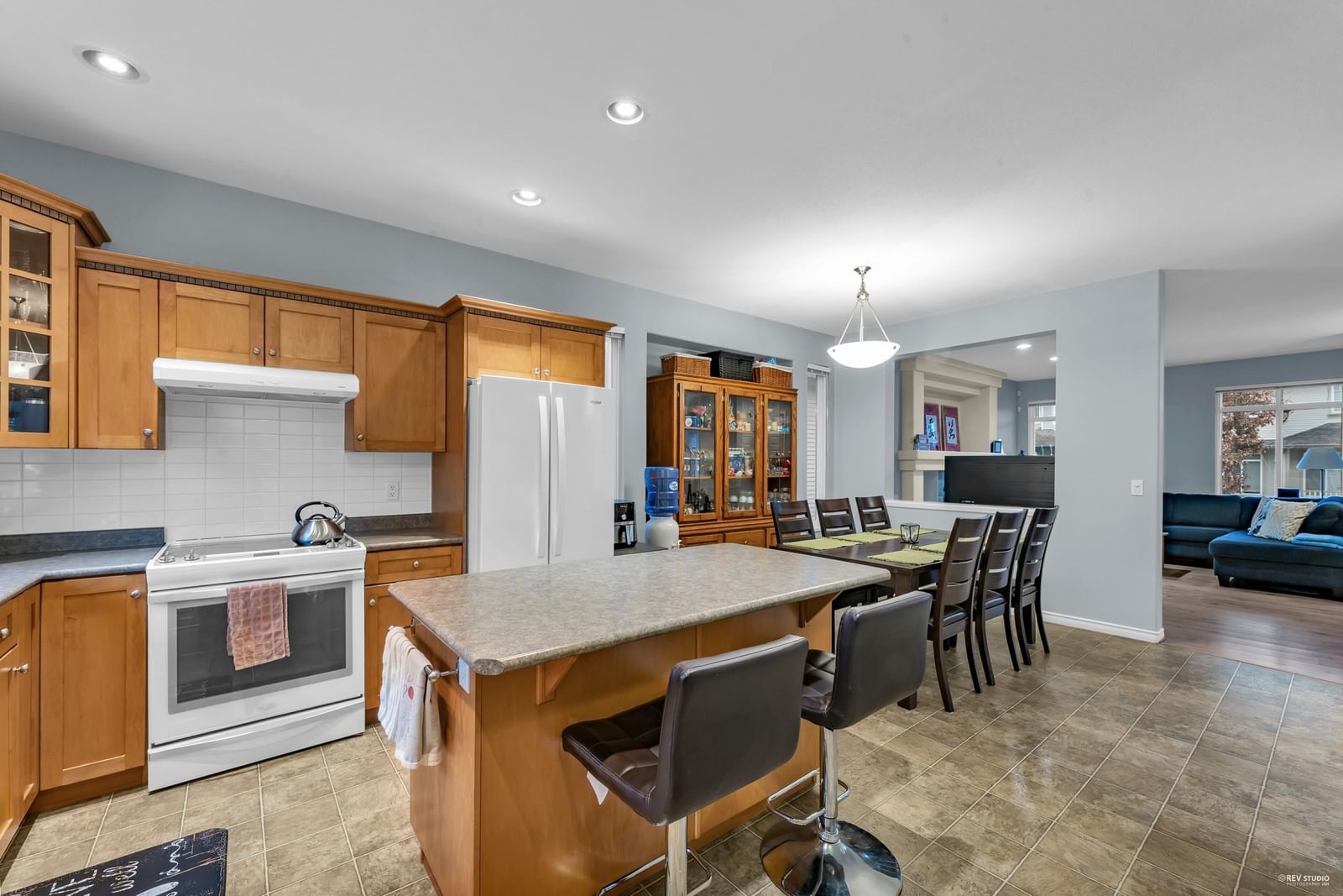 Listing Image 18