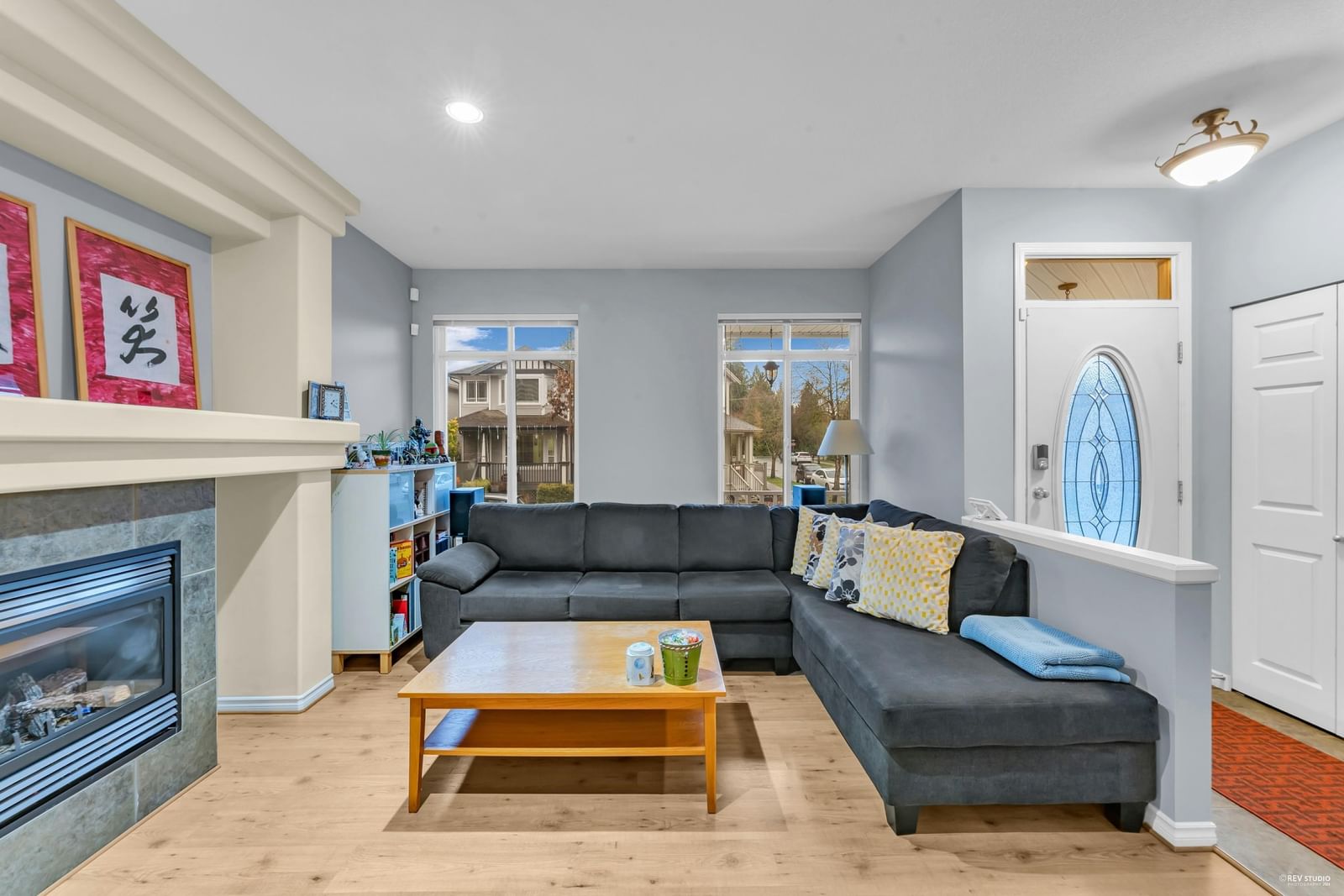 Listing Image 5