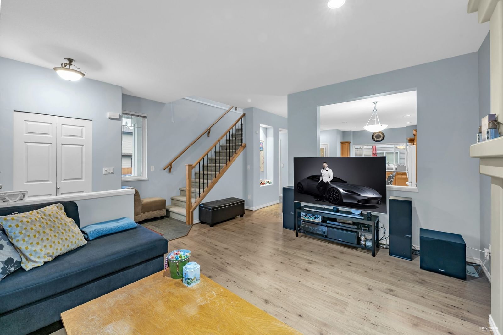 Listing Image 9