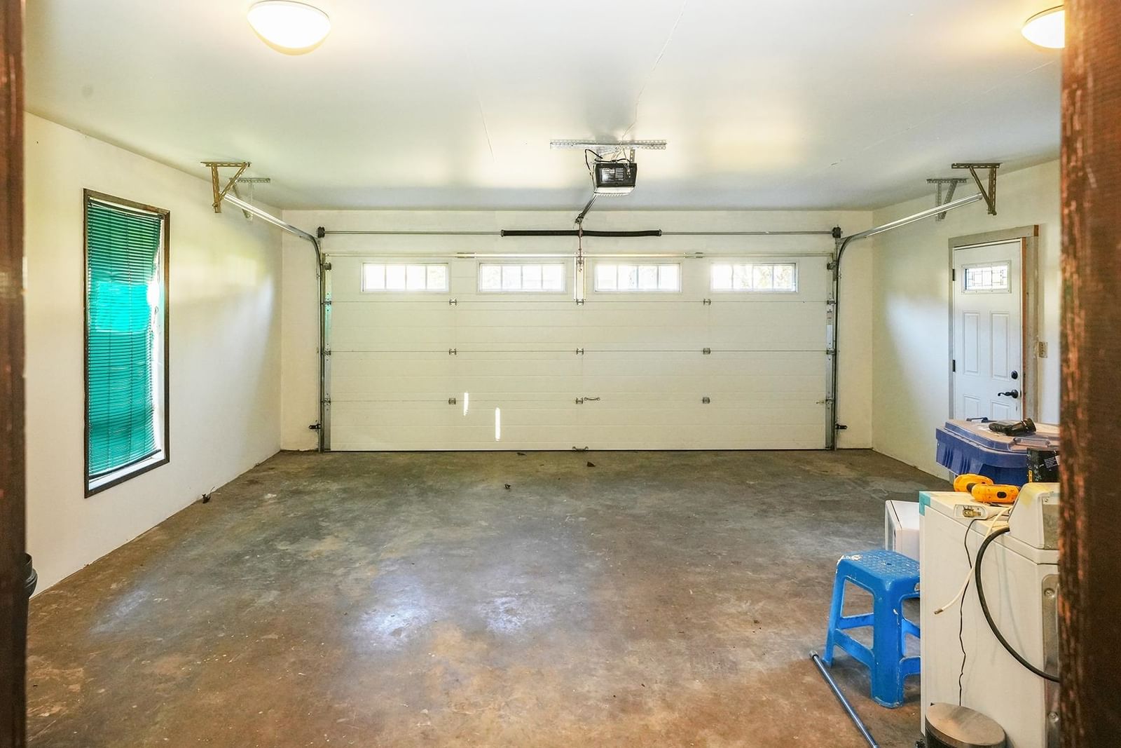 Listing Image 20