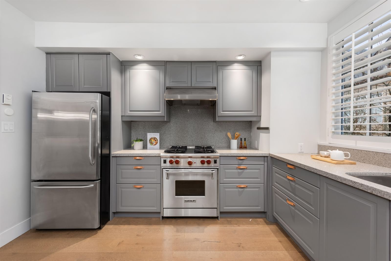 Listing Image 15