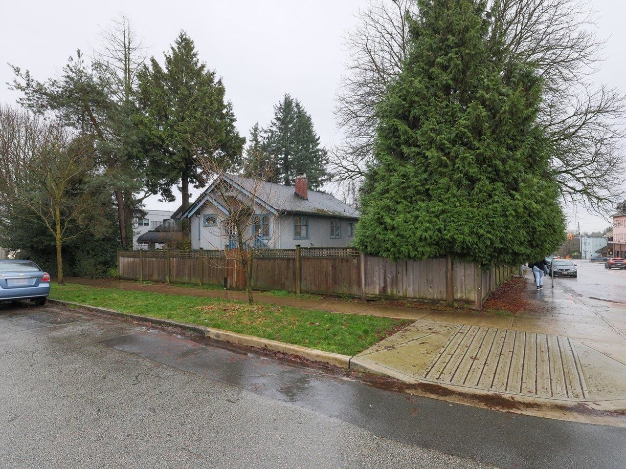 Listing Image 19