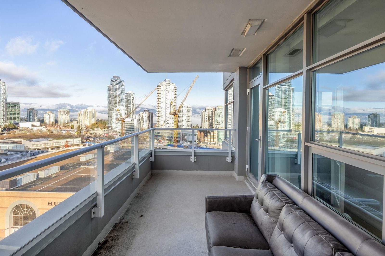 Listing Image 15
