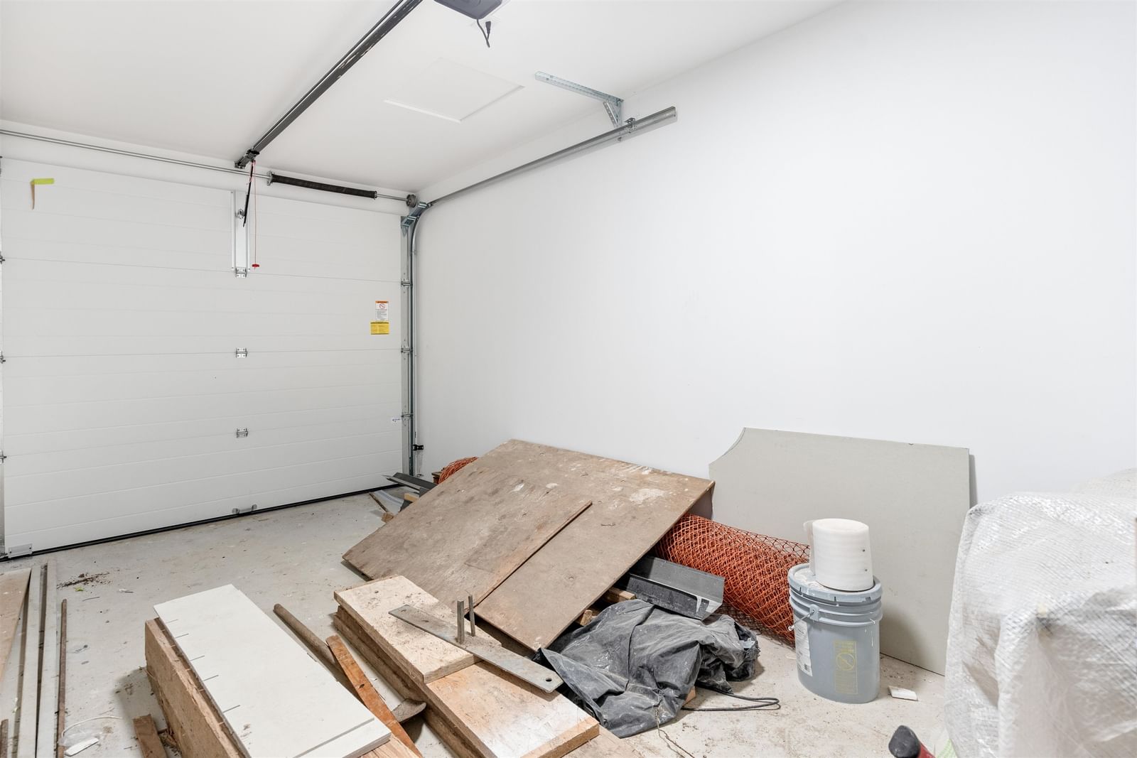 Listing Image 33
