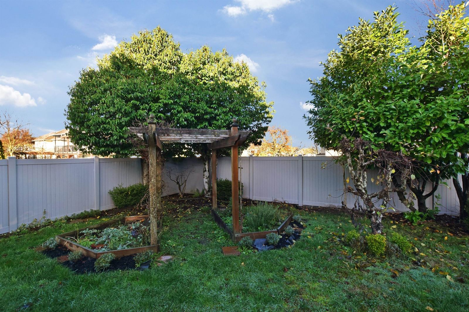 Listing Image 30