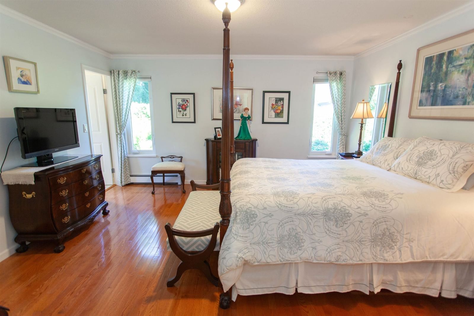 Listing Image 13