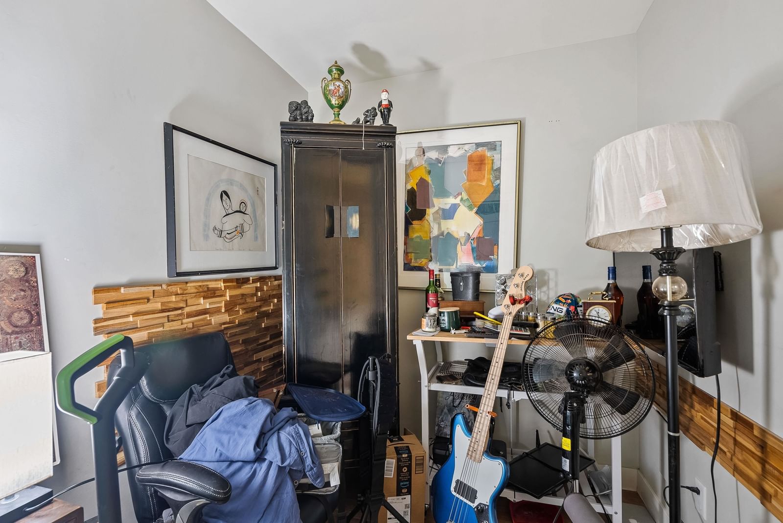 Listing Image 14