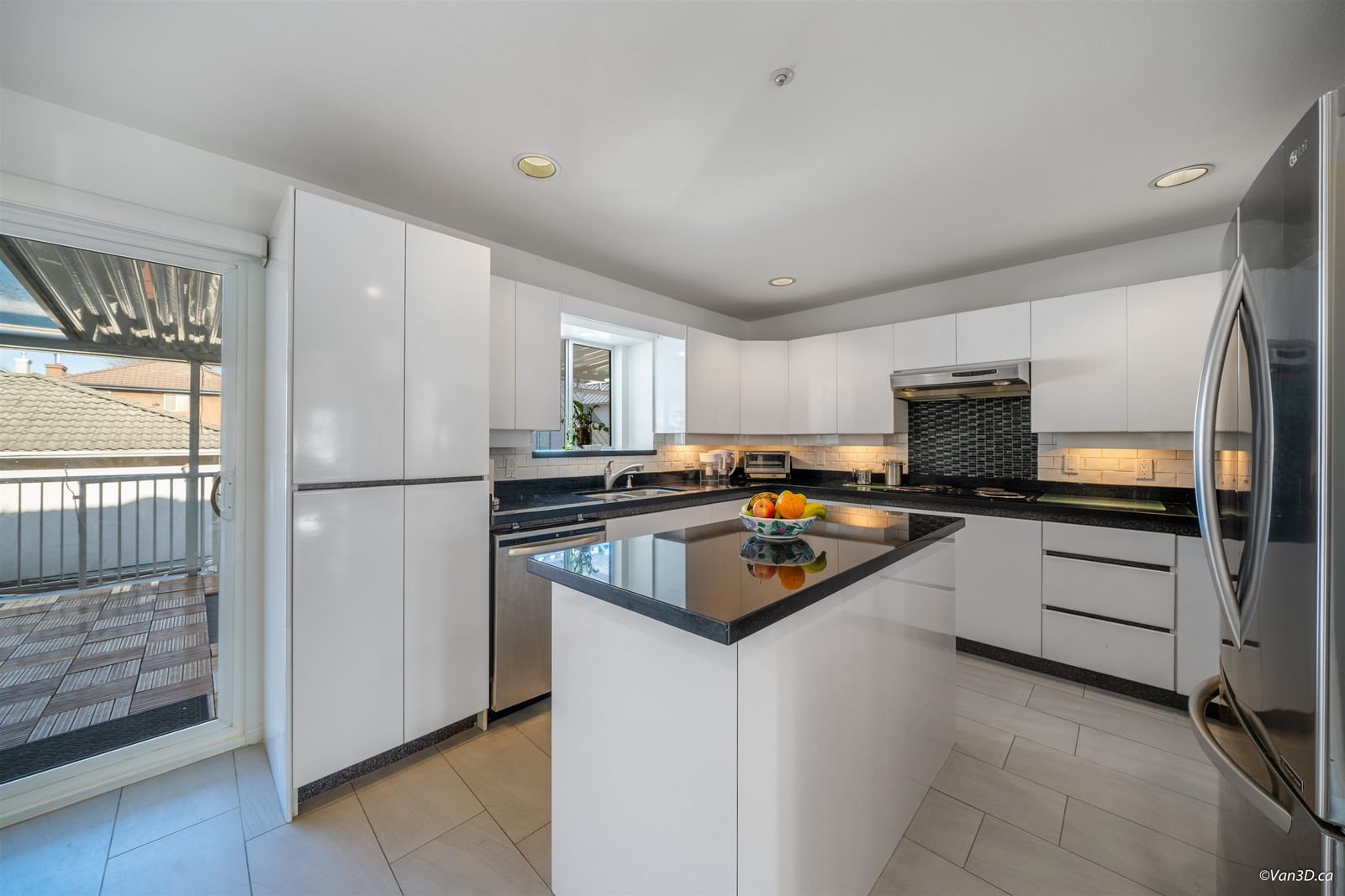Listing Image 9