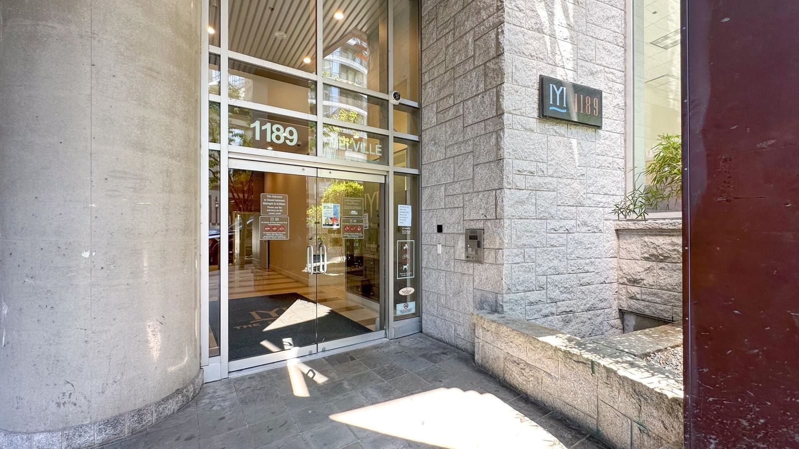 Listing Image 21