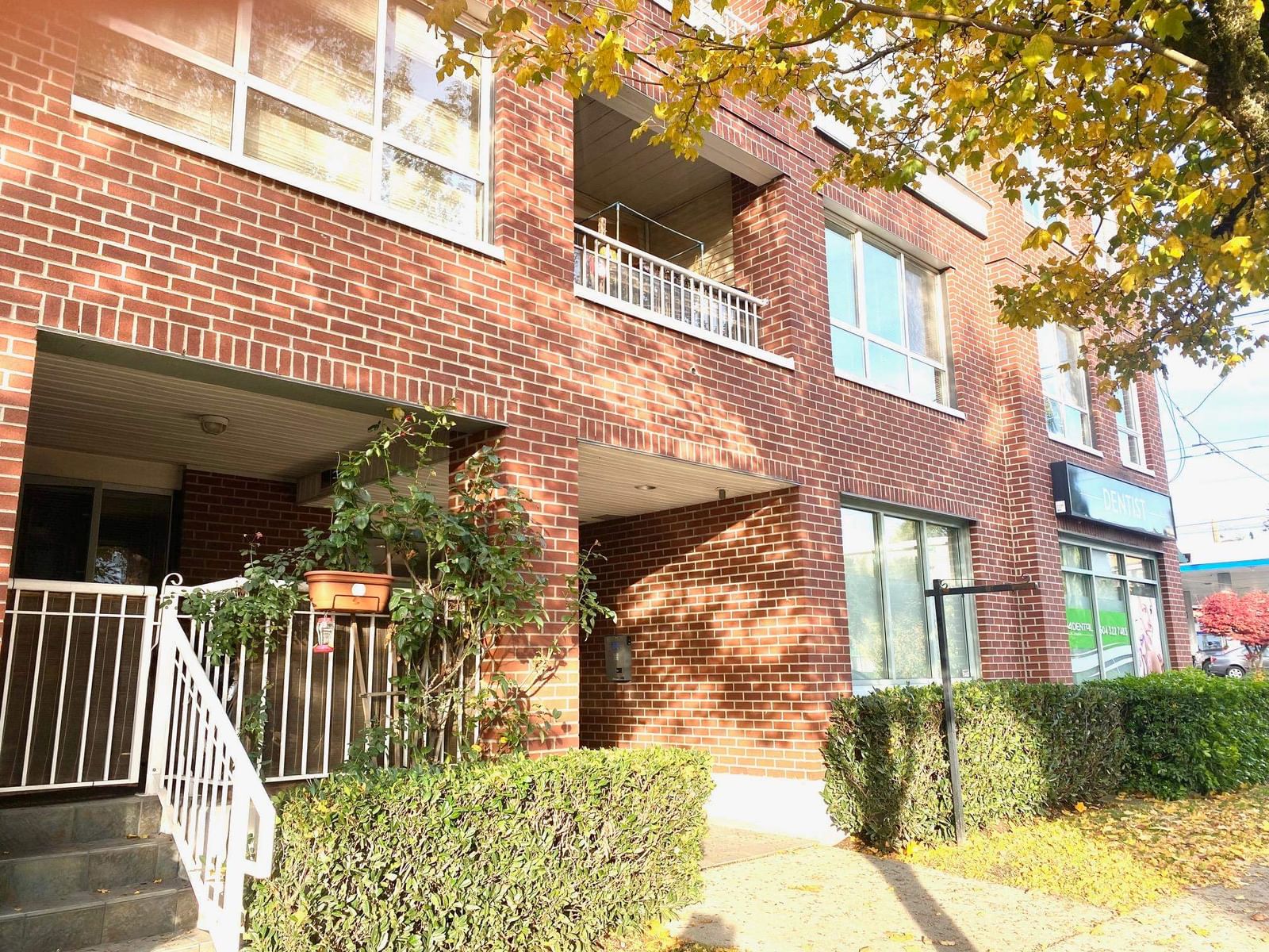 Listing Image 12