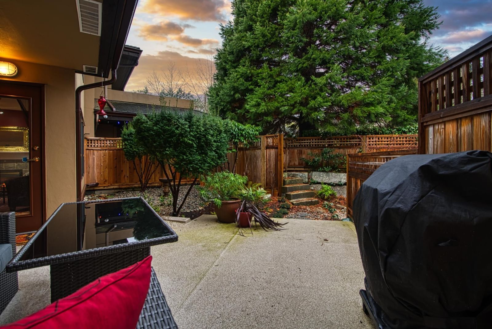 Listing Image 23
