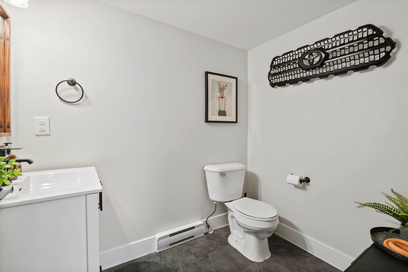 Listing Image 31