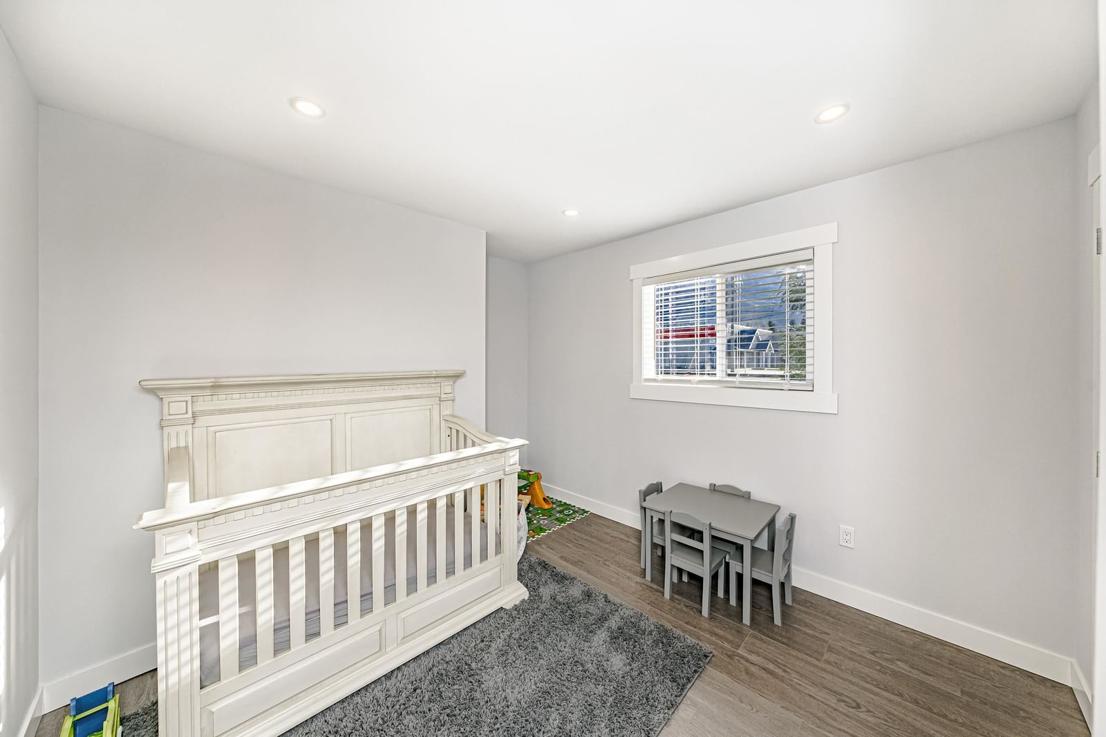 Listing Image 21