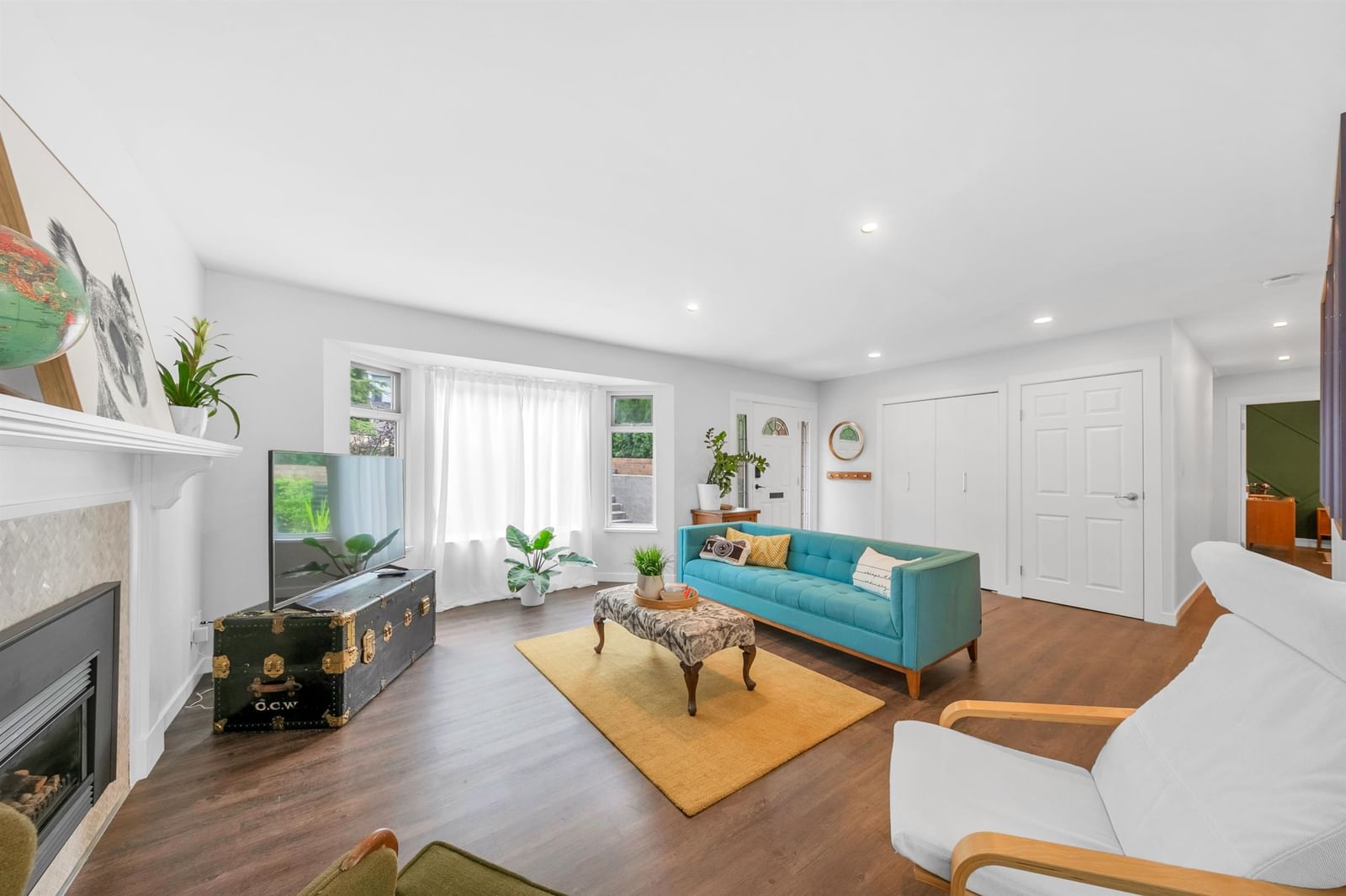Listing Image 1