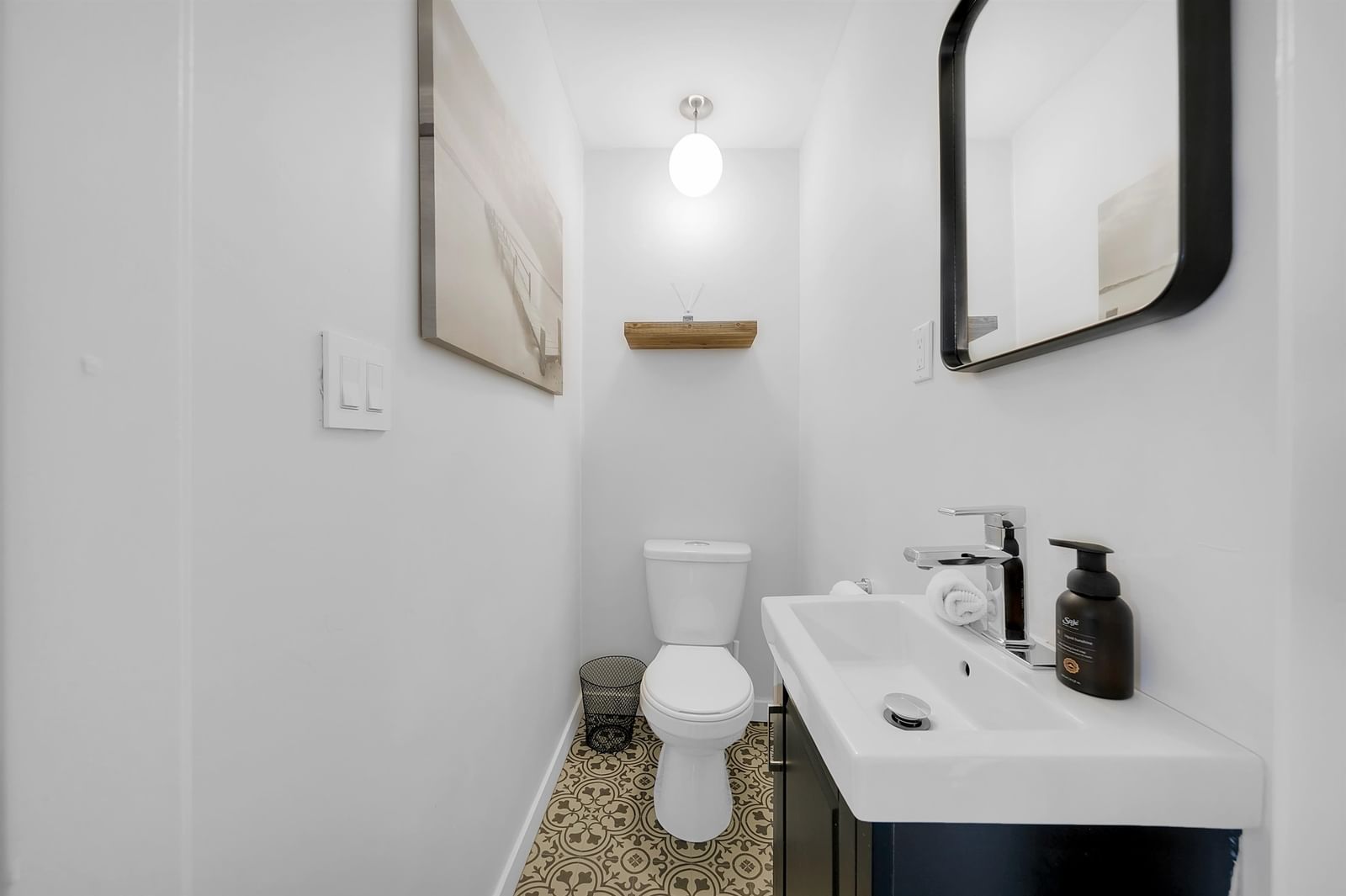 Listing Image 13