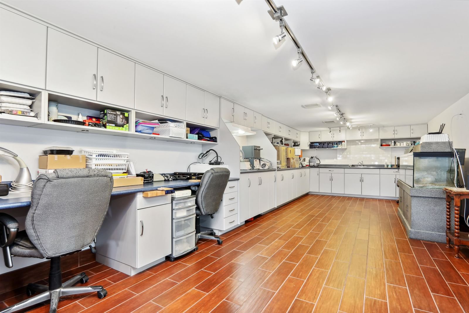 Listing Image 25